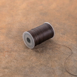 Темно-коричневые нитки для ручного шва для кожи