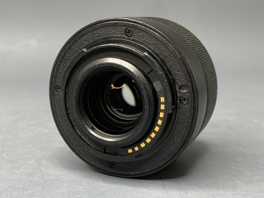 FujiFilm 35mm XC F2 царапки на передней линзе