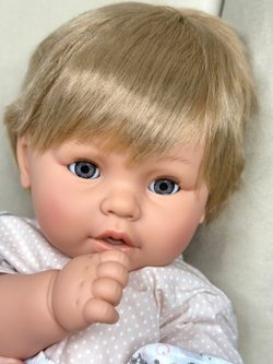 Кукла Berbesa мягконабивная 62см Dulzon (8055S)