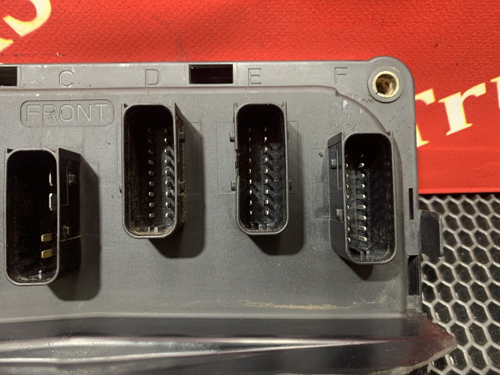 Блок управления шасси передний 2021г