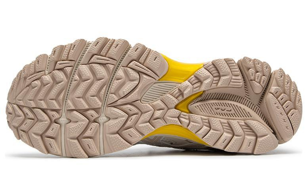 Женские кроссовки Asics Gel-Kahana 8 'White Pale Taupe' 1013A137-200