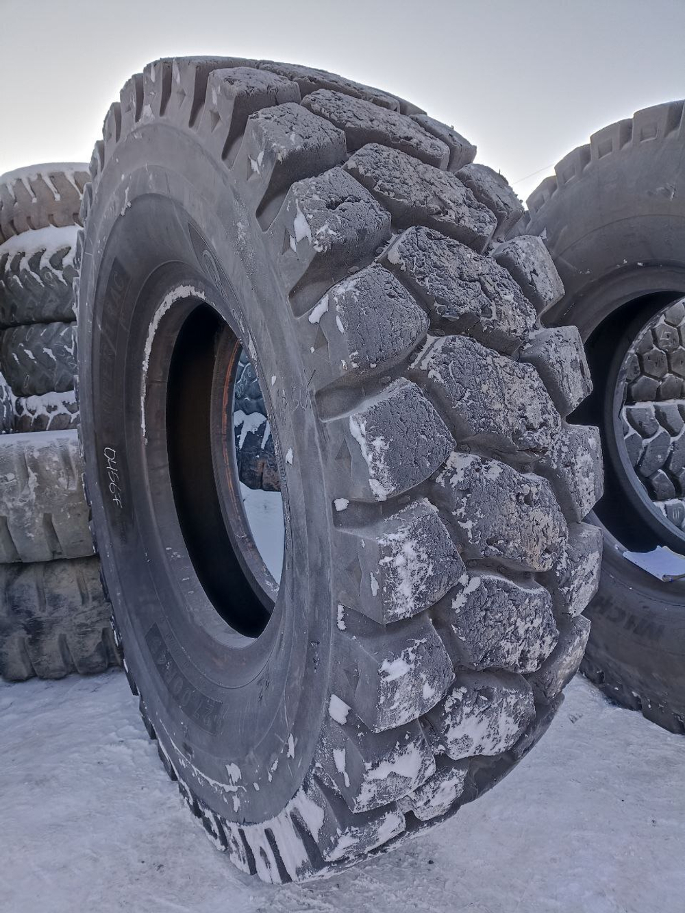 27.00R49 Techking Super Trac шина б/у