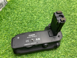 Батарейный блок Canon BG-E11