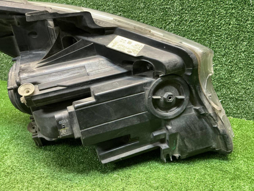 Фара левая Mercedes V w447 (2014-н.в.) LED