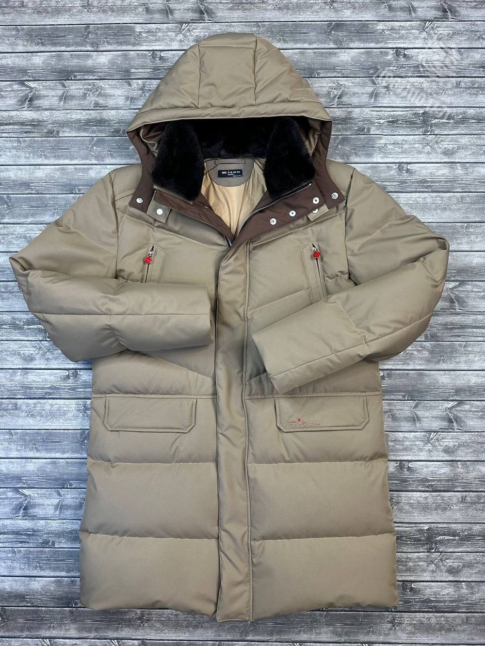 Пуховик Kiton