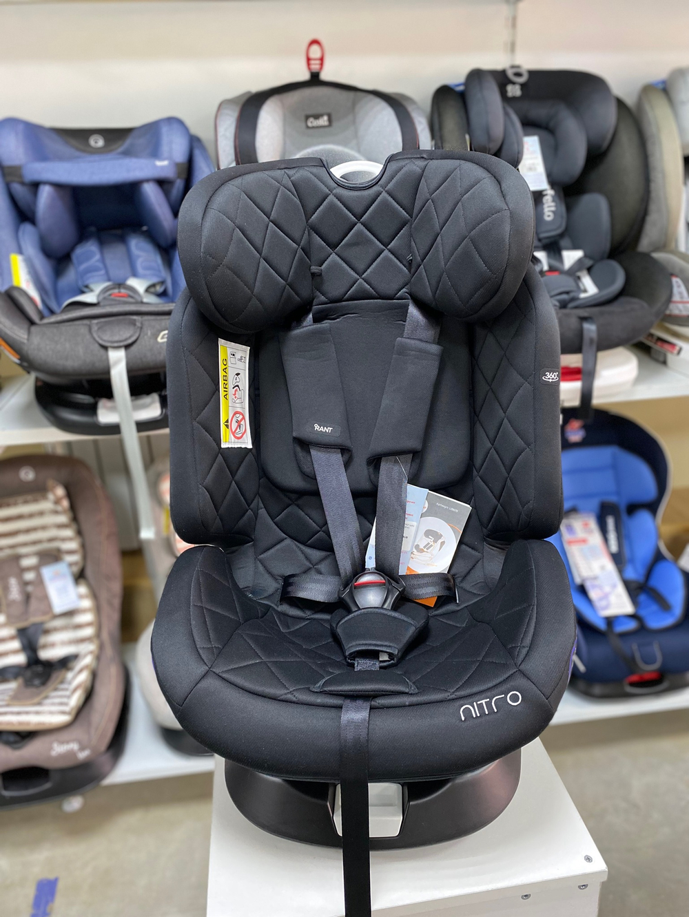 Автокресло RANT UB619 "NITRO" isofix Black группа 0+-1-2-3  (0-36 кг)