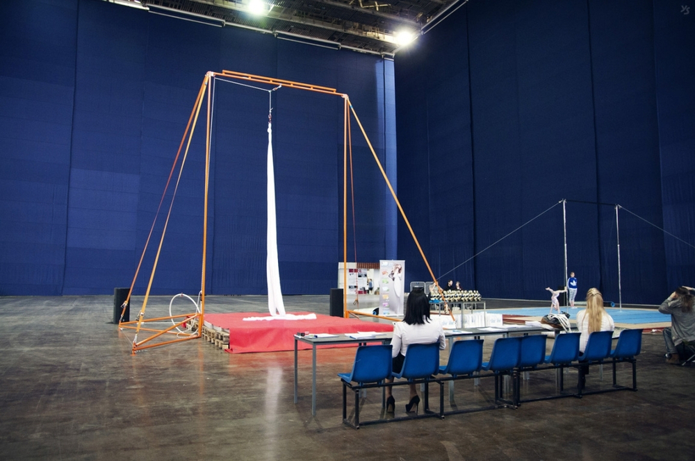 Мобильная гимнастическая стойка