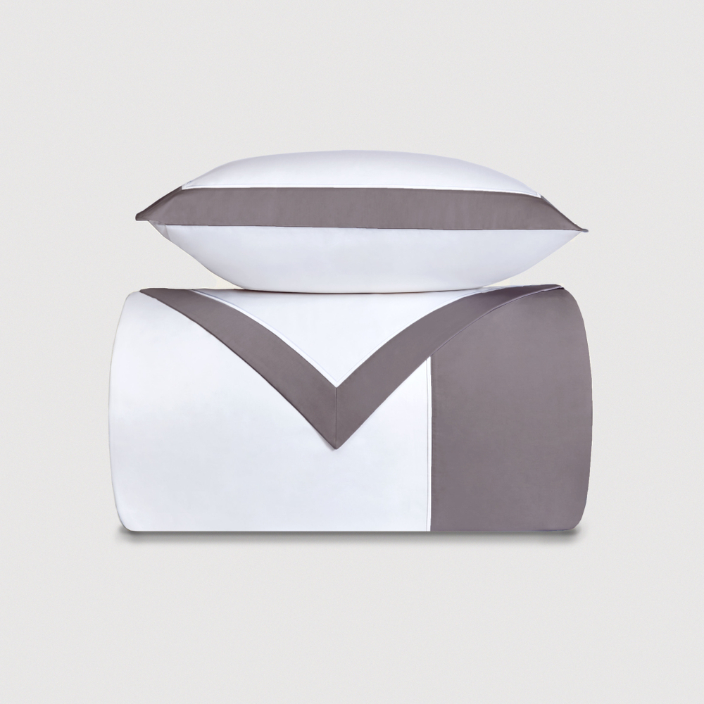 Постельное белье 2 спальное евро макси Сlaire&Caroll Frame белое с темно-серым