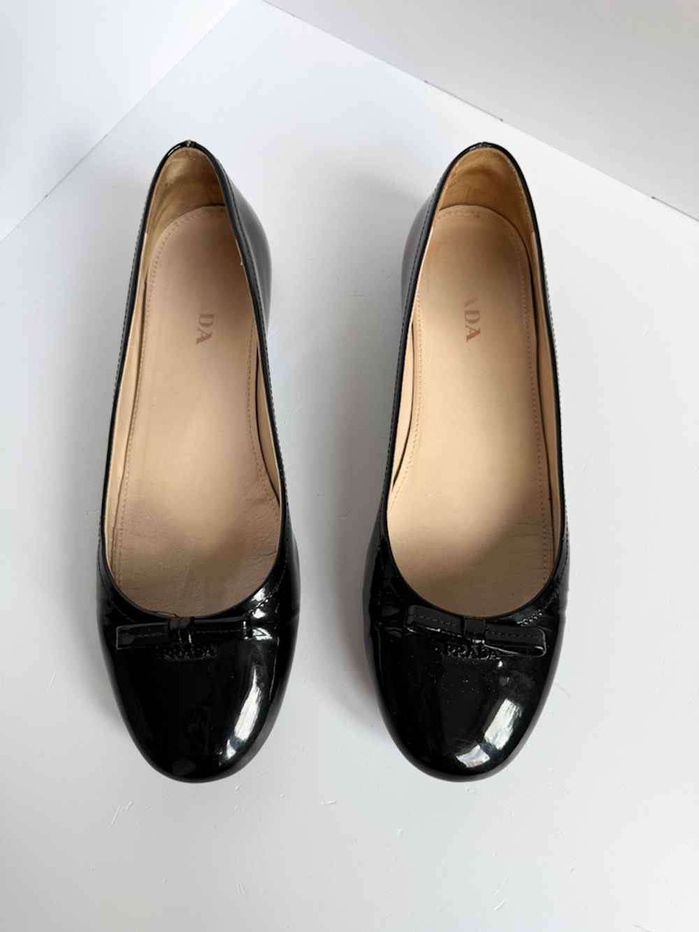 Лаковые балетки Prada, 39