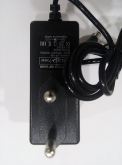 Блок питания Live-Power LP-168 6V/2A 5,5*2,5мм обратная полярность