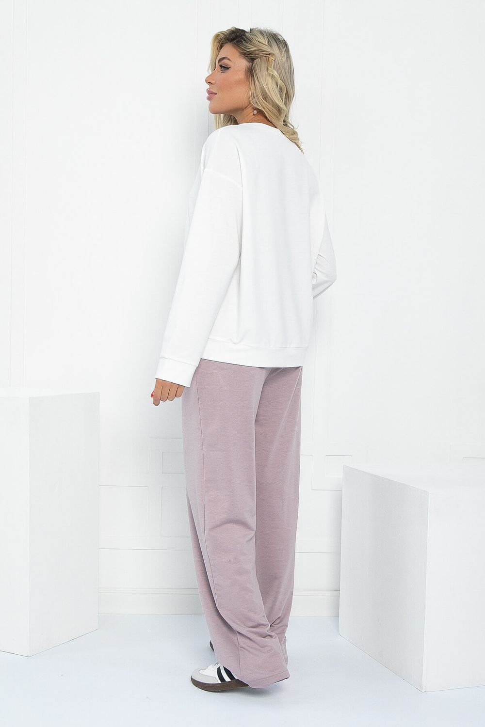 Костюм Сара (бело-лиловый) К12952-25М LT Collection