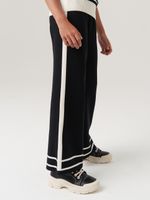 АТ570-1 Брюки для девочки черный