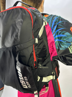 Рюкзак с защитой спины USWE FLOW 16L MTB Protector Pack, Red