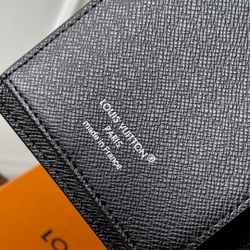 Louis Vuitton Brazza Wallet