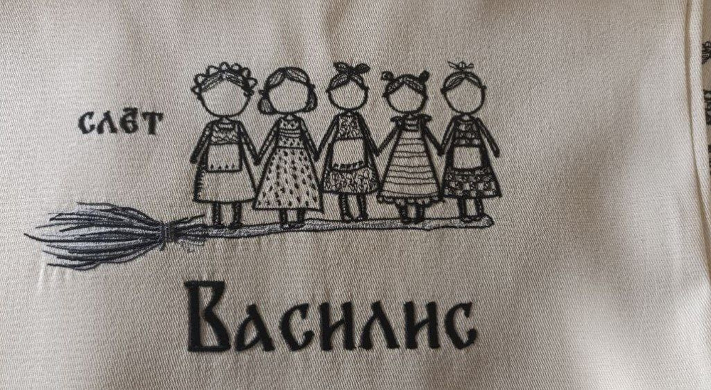 Брендирование на различных видах одежды и изделий