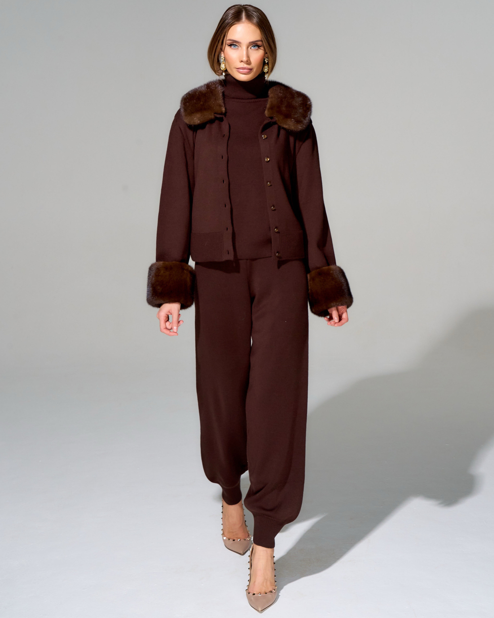 Кардиган с отделкой мехом норки