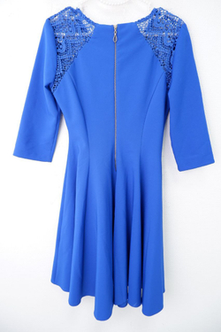 Платье Roxelan стильное 40 размер