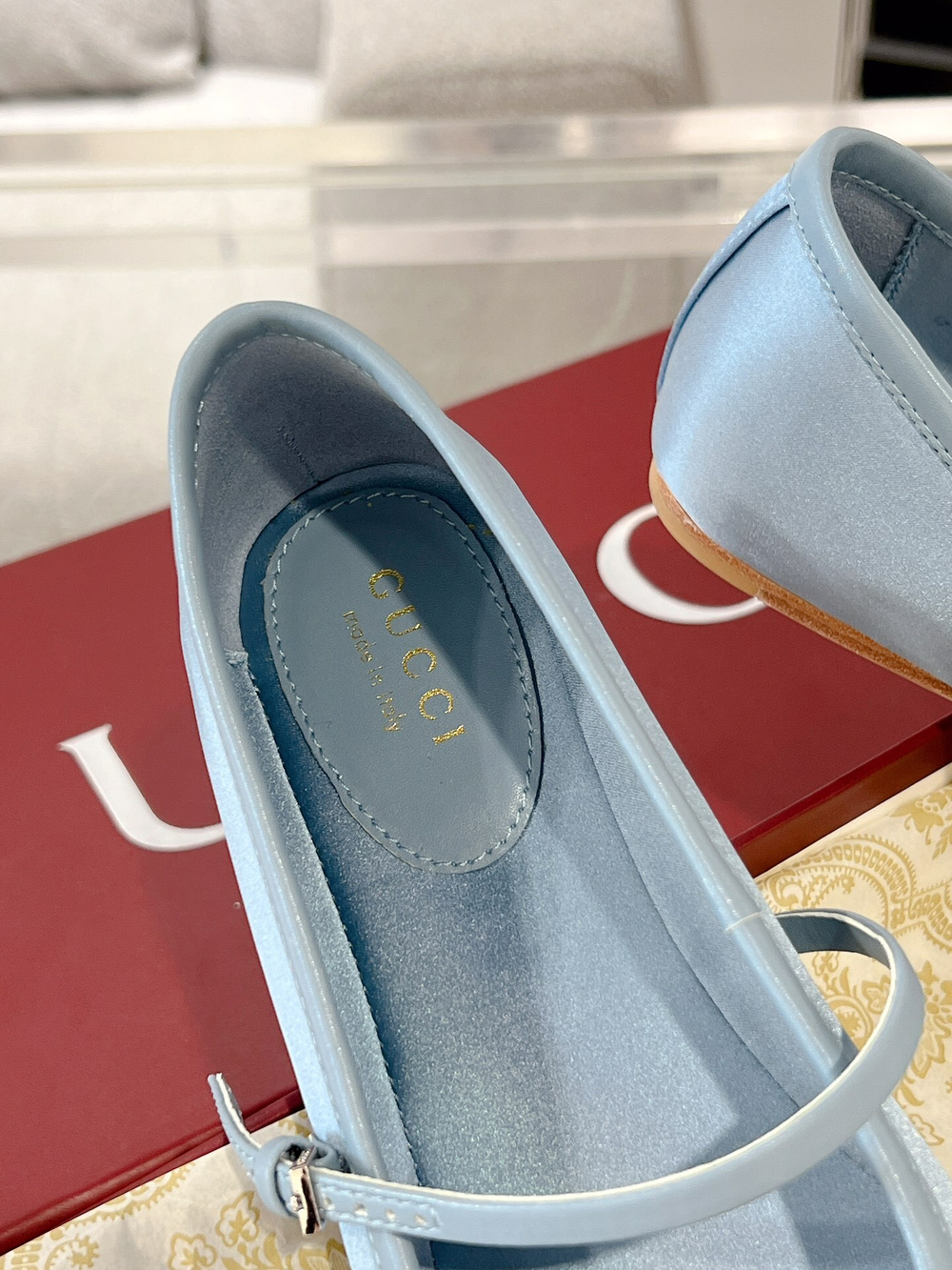 Gucci Flats (6 colors)