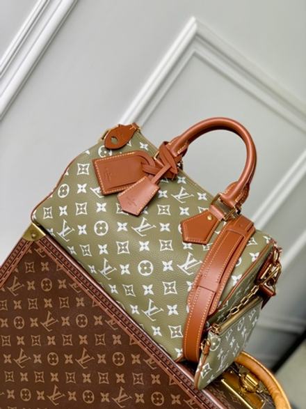 Louis Vuitton Speedy P9 Bandouliere 30