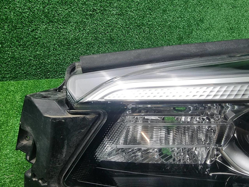 Фара левая Subaru Forester 5 SK (2018-2021) LED