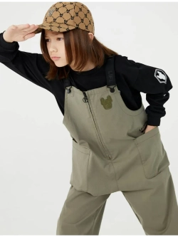 Комбинезон на молнии спереди