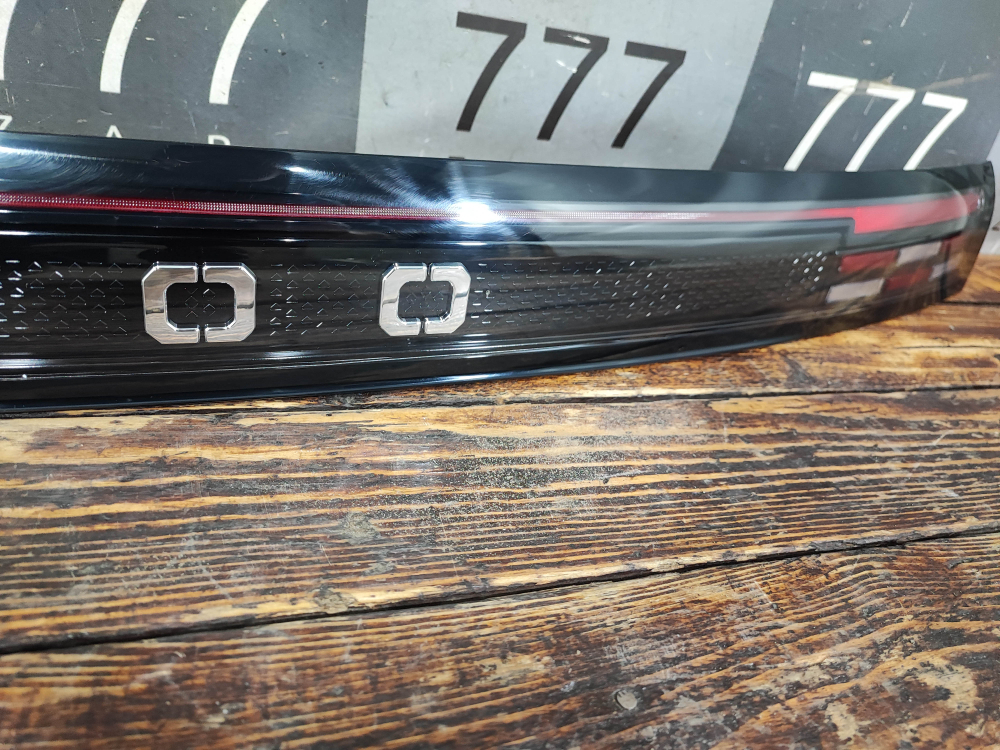 Фонарь зaдний центральный Jaecoo J7 23-нв Б/У Оригинал 605001226AA