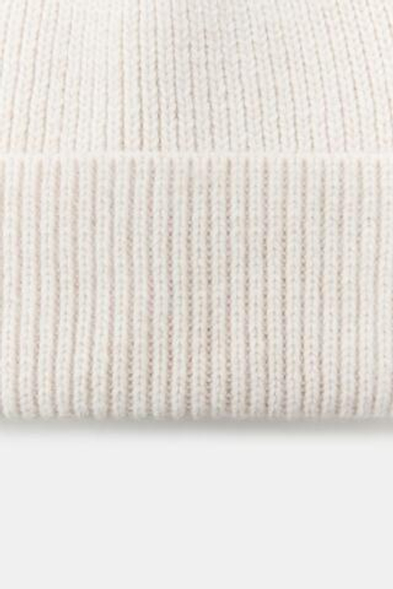 ZARA ШАПКА БИНИ В РУБЧИК, ЭКРЮ