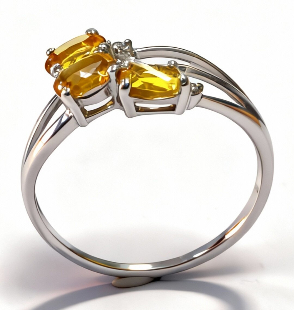 Ювелирное кольцо из серебра,вставка цитрин,размер 18