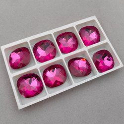 Swarovski 4487 Large Cushion Square FS, Fuchsia F