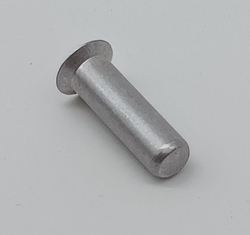 Заклепка BACR15GF6D10