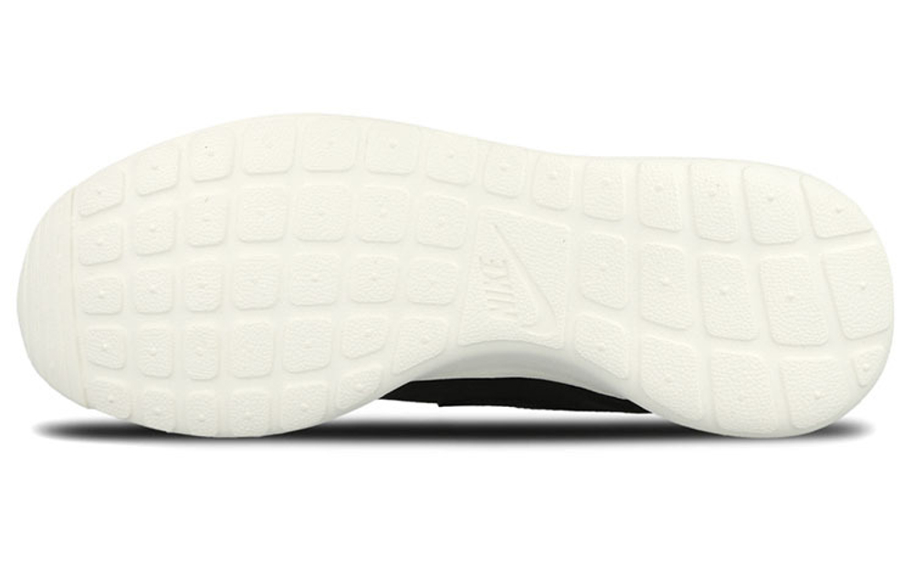 Nike Roshe One Retro Hyper Sneakers