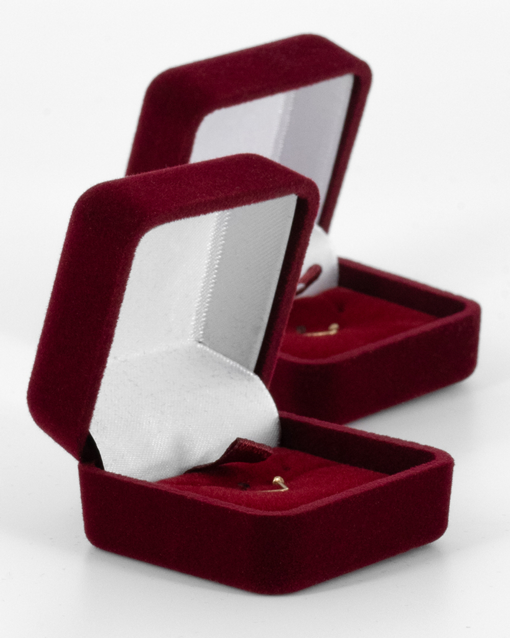 Футляр Классика 40x40x28 мм