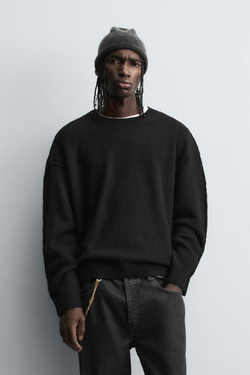 ZARA СВИТЕР С РЕЛЬЕФНЫМИ ШВАМИ, ЧЕРНЫЙ