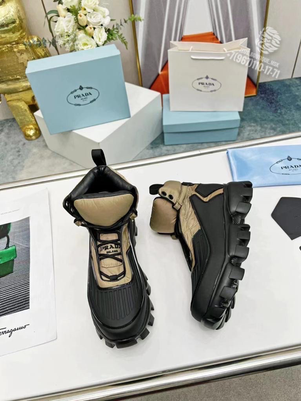 Кроссовки Prada