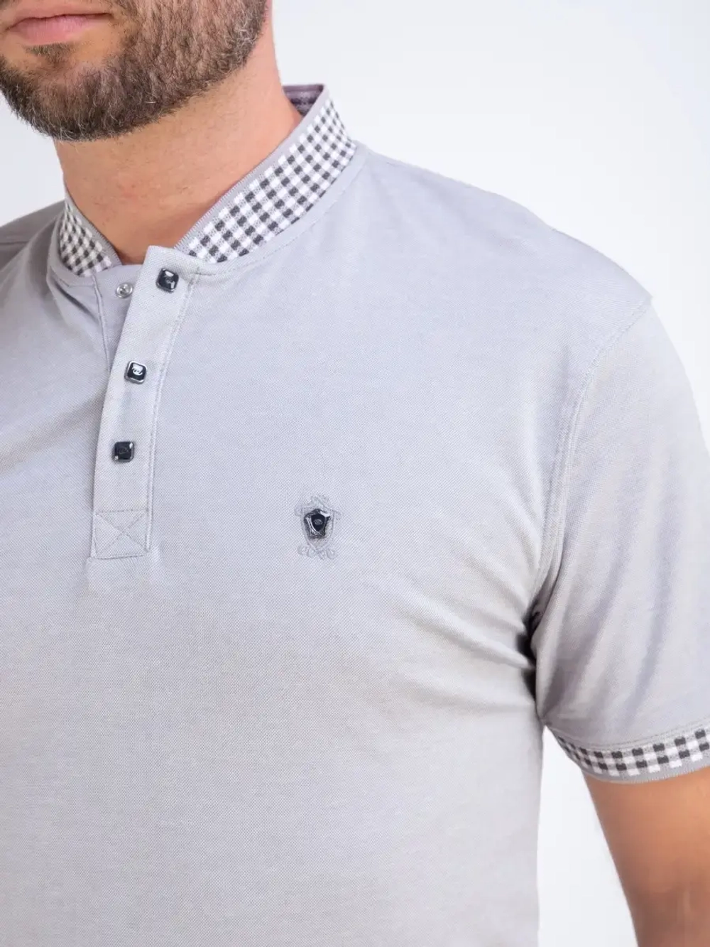 Футболка мужская однотонная базовая