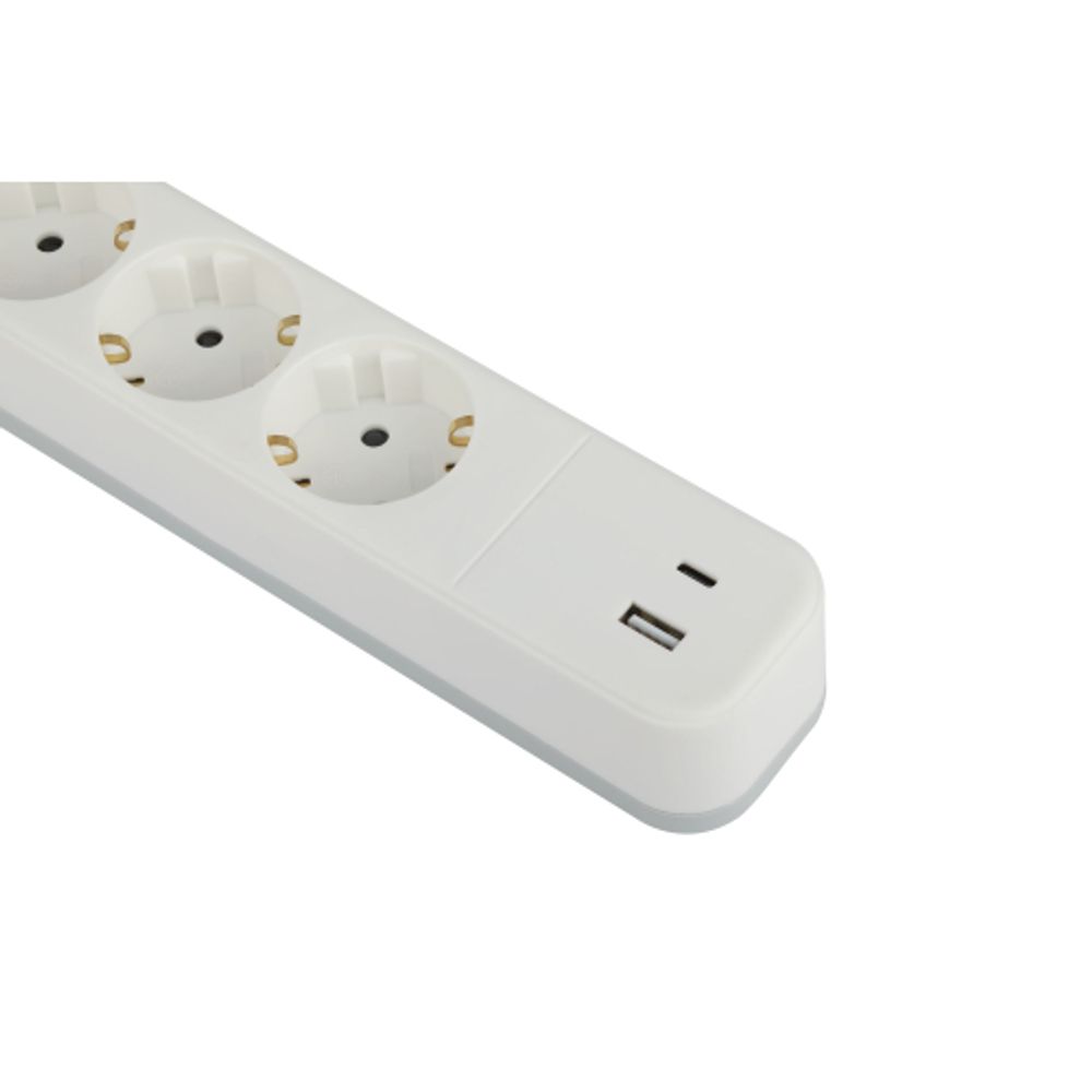 Сетевой фильтр ЭРА USF-4es-3m-2xUSBAC-W с базовой защитой с заземлением с выключателем 4 розетки+2xUSBA+C 2,4A 3м 10А | Сетевые фильтры