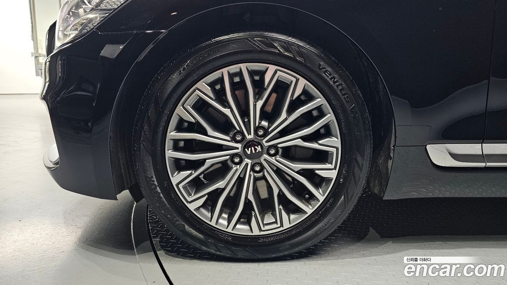 Kia The K9 (Quoris/K900) 3.8 GDI (03.2020)