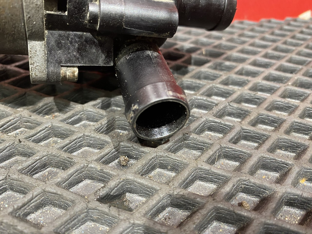 Топливный насос 2020г