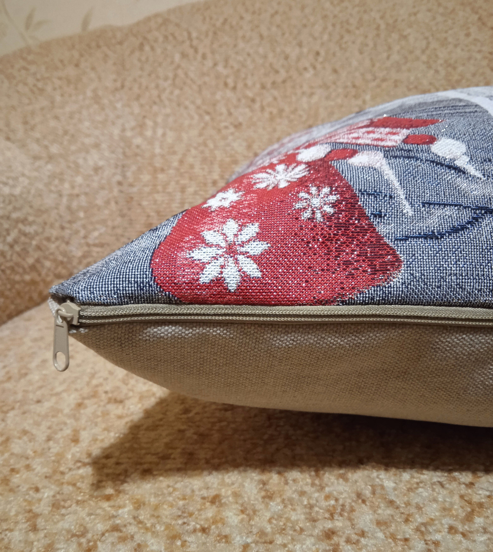 Декоративный гобеленовый чехол Новогоднее настроение (ангел)47х47