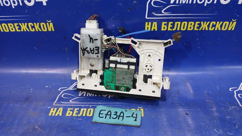 Блок управления климат-контролем MITSUBISHI GALANT 1999