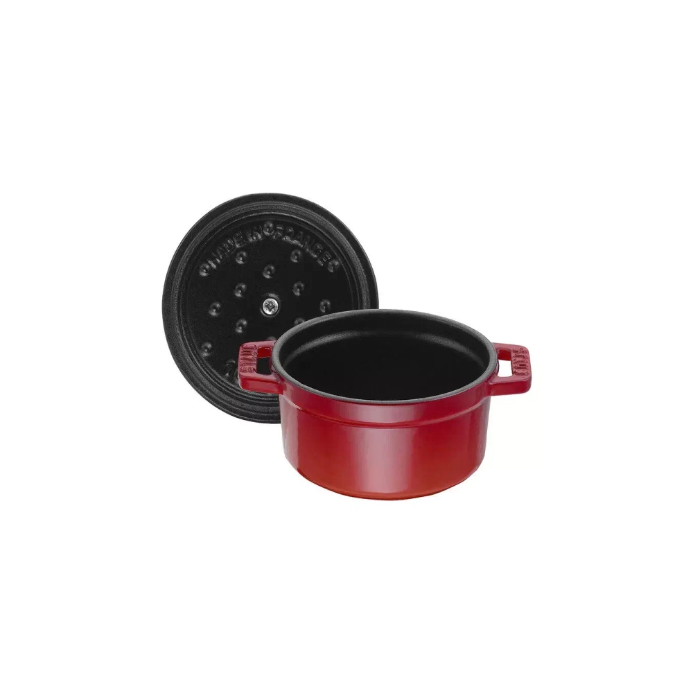 STAUB - Мини-кастрюля чугунная Cocotte 10см 250мл красная (2 сорт) / артикул   40509-799-5  / GTIN 3272340001093