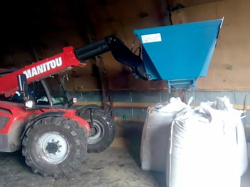 Ковш наполнитель для биг бэгов на Фронтальный погрузчик Hitachi