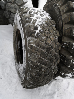 425/85R21 Kama 1260-1 шина б/у