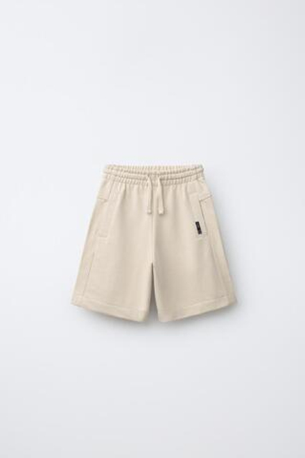 ZARA ШОРТЫ ИЗ МЯГКОЙ ТКАНИ С ЭТИКЕТКОЙ, КАМЕННО-СЕРЫЙ