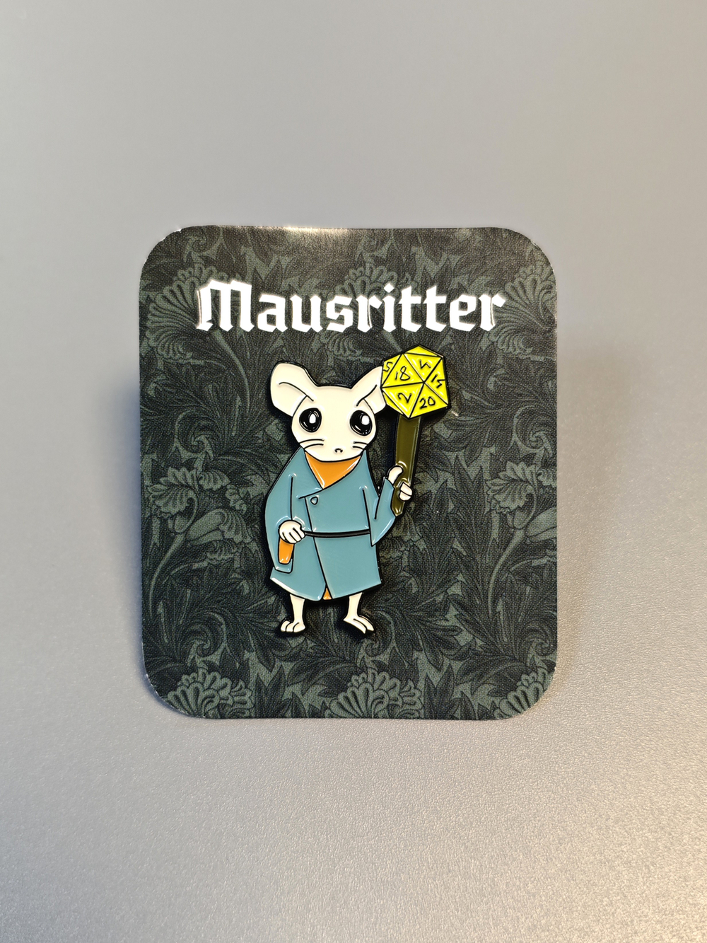 Mausritter — пин с мышью