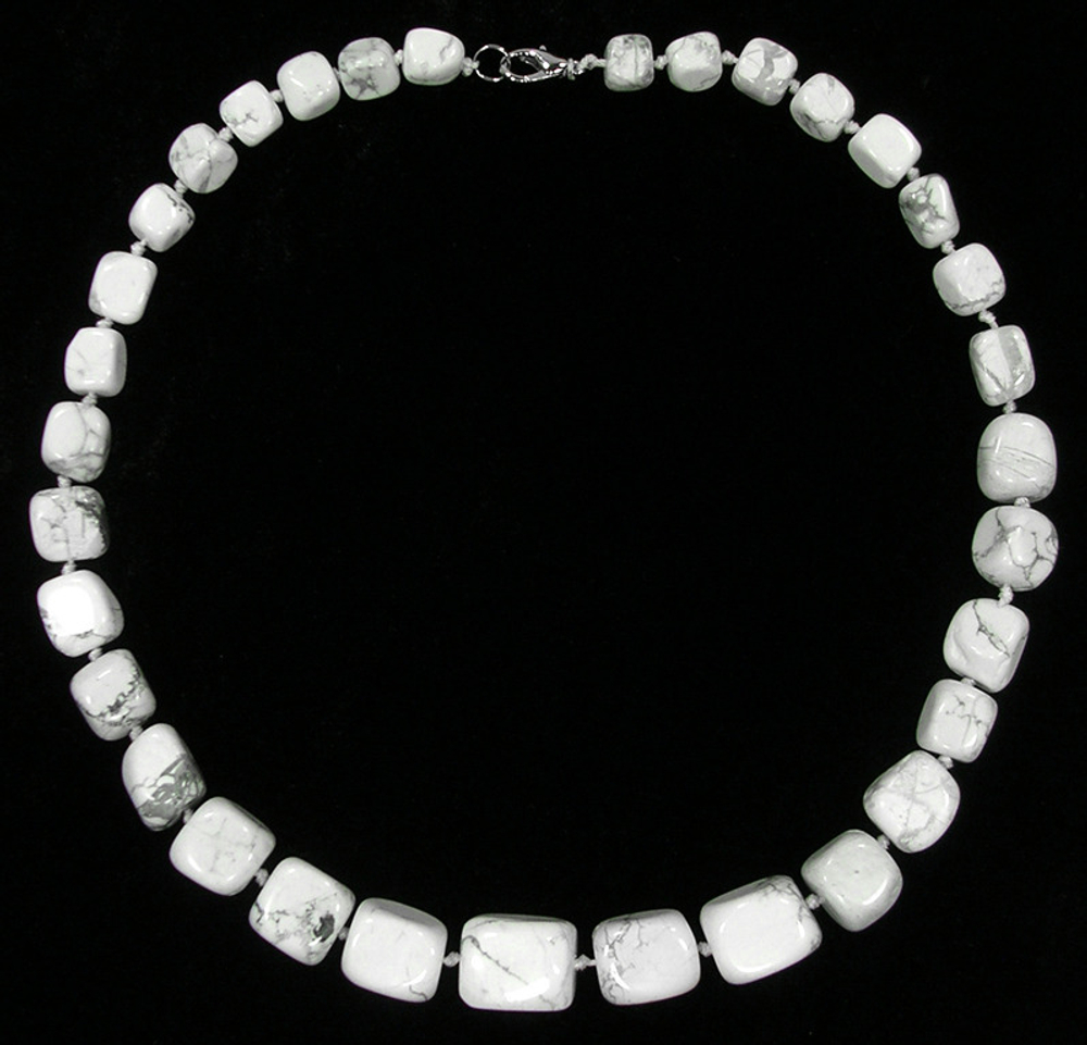 Бусы из Кахолонга khbu002