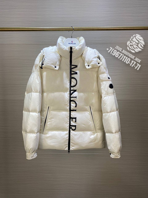 Пуховик Moncler