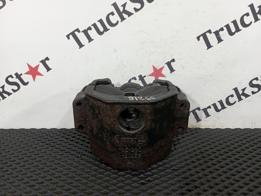 Подушка двигателя задняя 2017г.