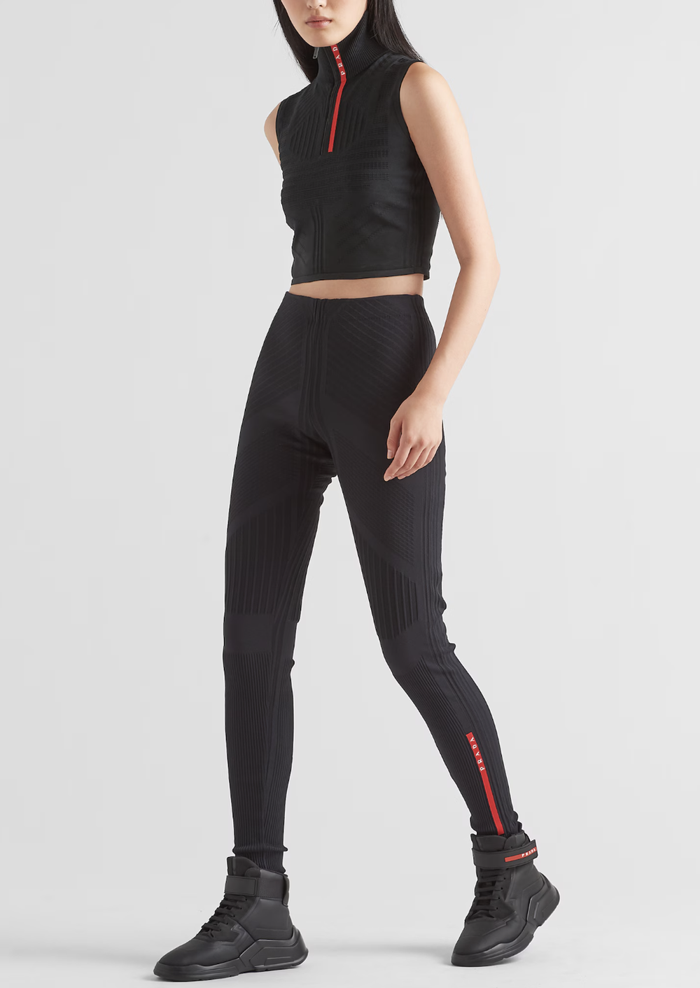 Топ Prada Linea Rossa из переработанного нейлона с молнией