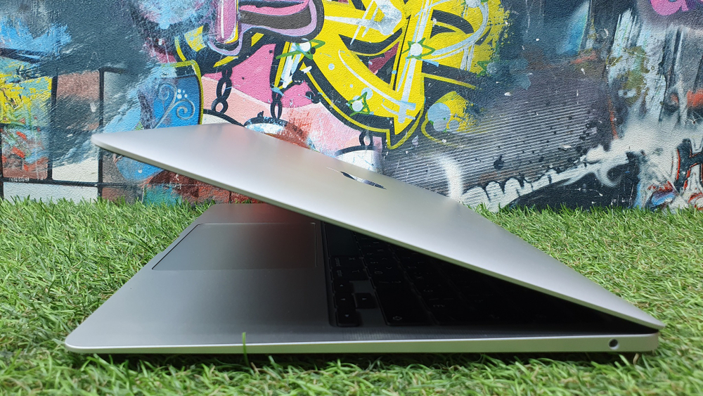 MacBook Air 13.3" 2020 M1  20 циклов